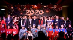 「只爭朝夕，不負韶華」河南三建集團2020新春團拜會隆重舉行！